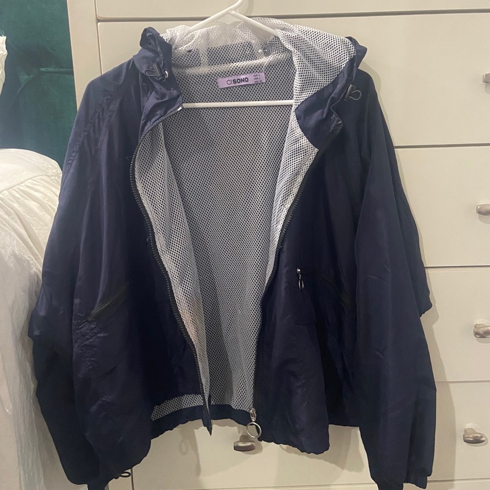 TJ MAXX WIND BREAKER